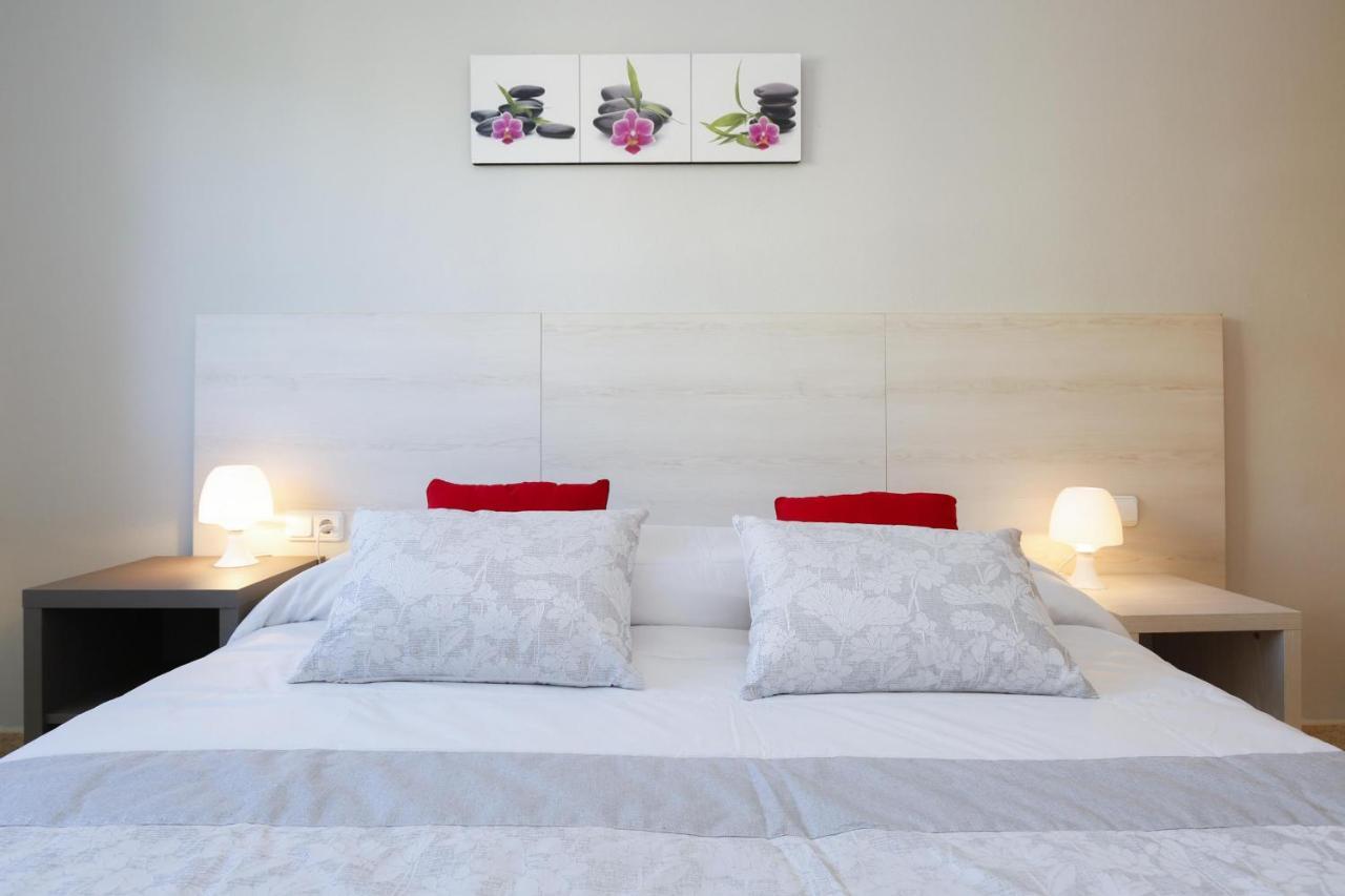 VANCOUVER'S HomeStay by Turismar Salou Extérieur photo